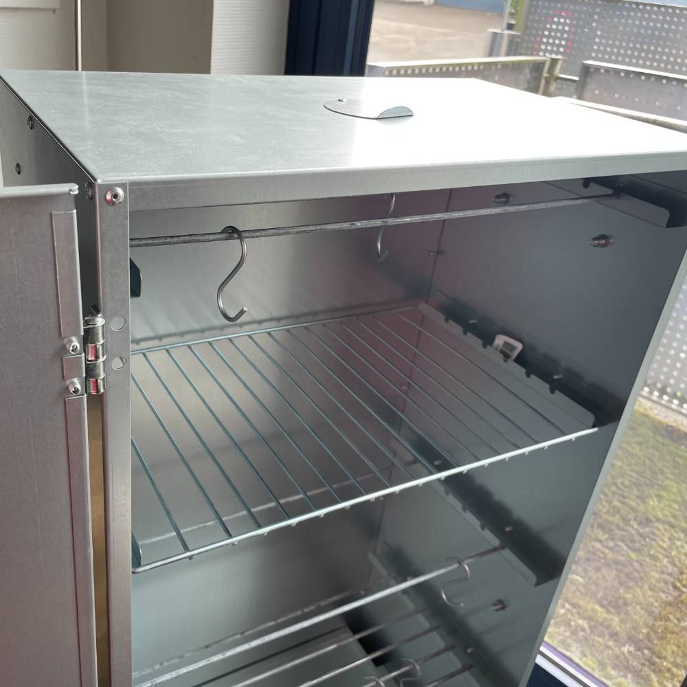 Grille en acier galvanisé pour fumoir grand modèle 25.5 x 42.5 cm UKAL