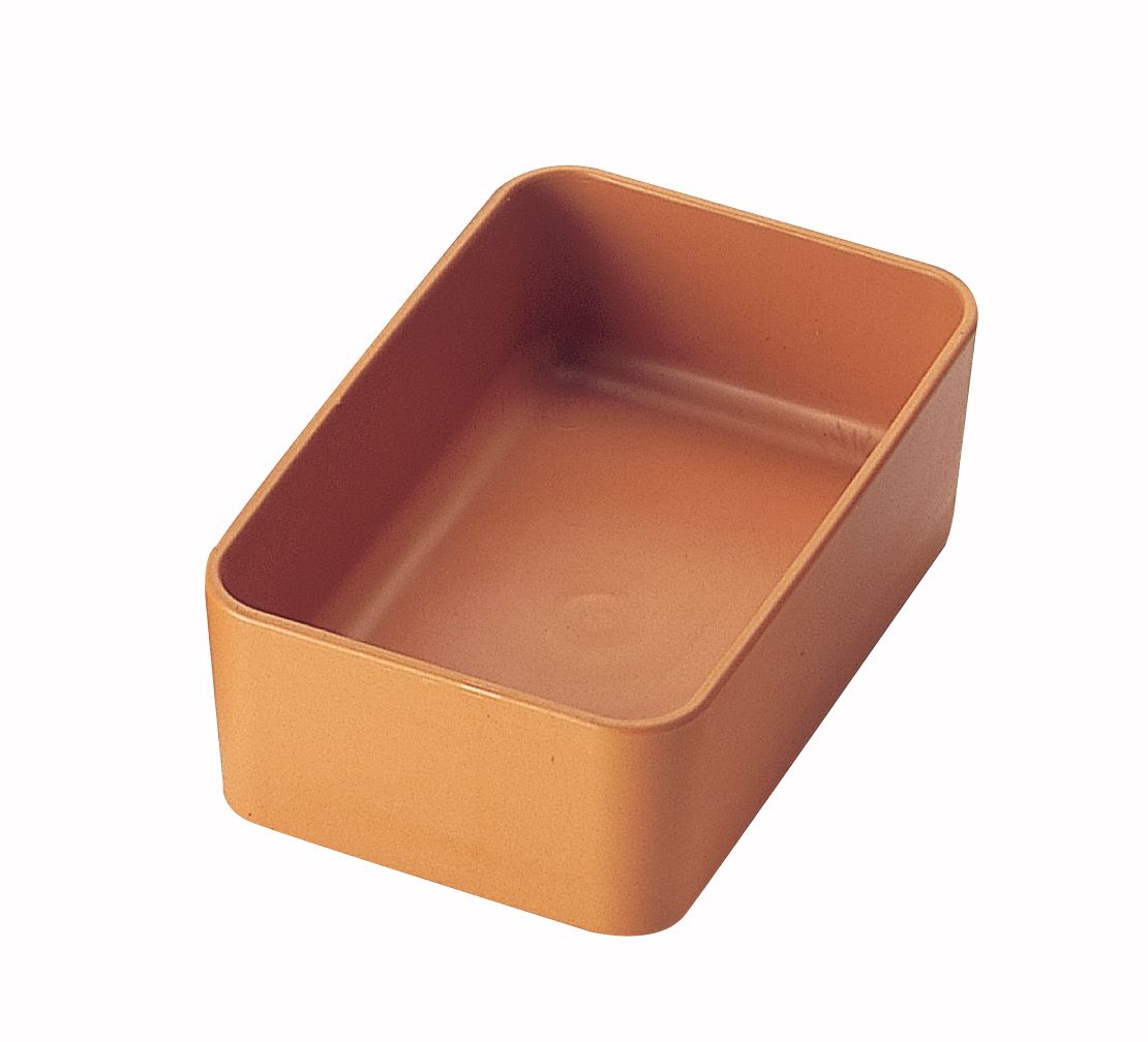 Rectangular plastic feeder