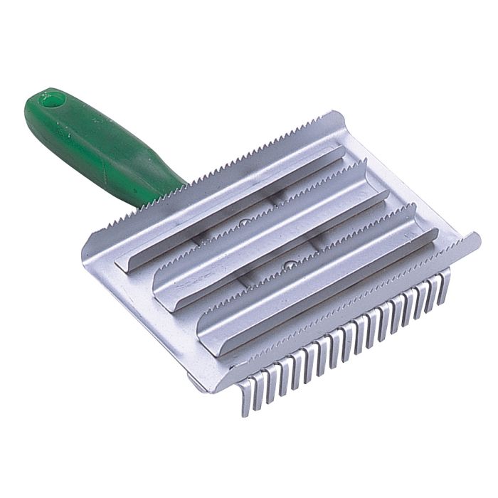 Square curry comb with comb